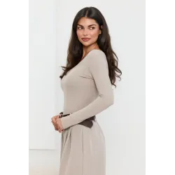 Dopasowana bluzka basic z okrągłym dekoltem