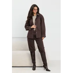 Jeansowa kurtka oversize z kieszeniami