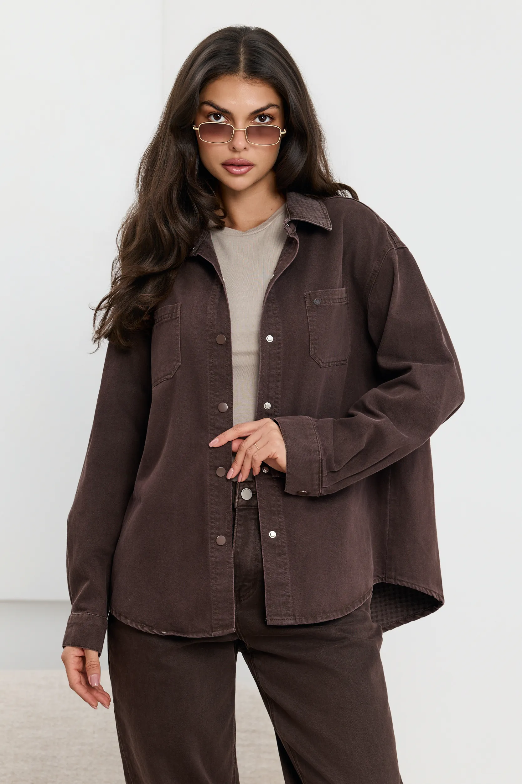 Jeansowa kurtka oversize z kieszeniami