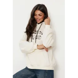 Bluza dresowa z haftowanym napisem