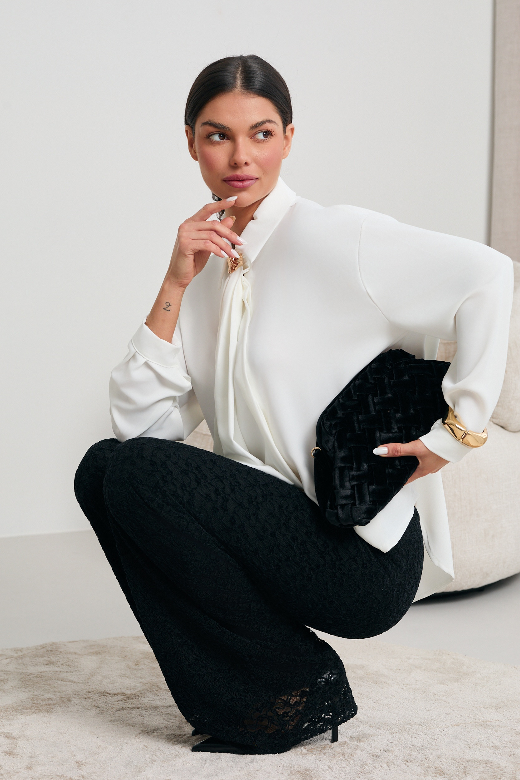 OVERSIZOWA KOSZULA Z KRAWATEM