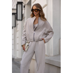 KURTKA BOMBERKA O OVERSIZOWYM KROJU