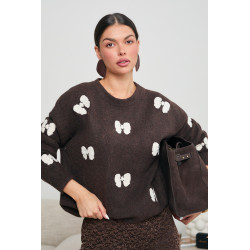 SWETER Z PLUSZOWYMI KOKARDKAMI