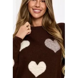 Puszysty sweter z serduszkami