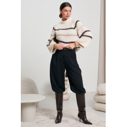 OVERSIZOWY GOLF Z KONTRASTOWYMI PASAMI