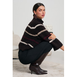 OVERSIZOWY GOLF Z KONTRASTOWYMI PASAMI