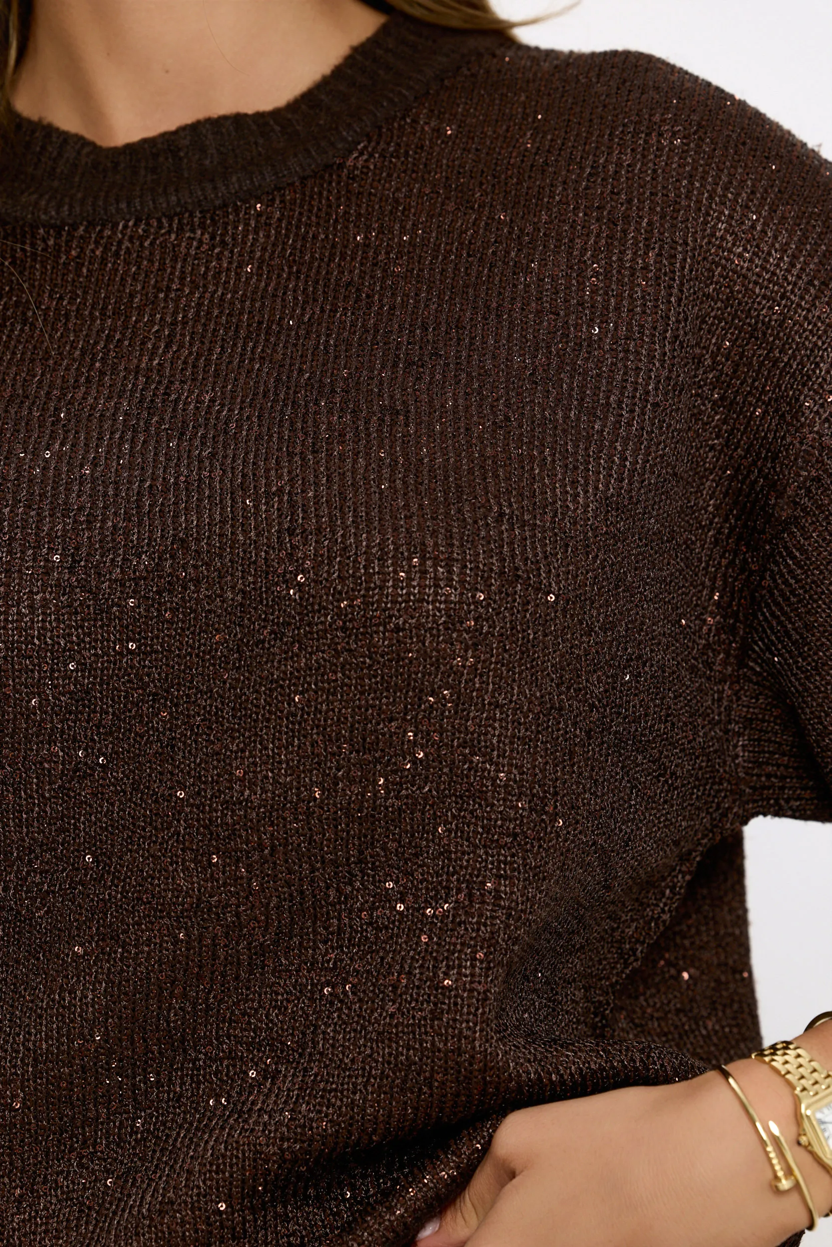 Sweter oversize z krótkim rękawem i cekinami