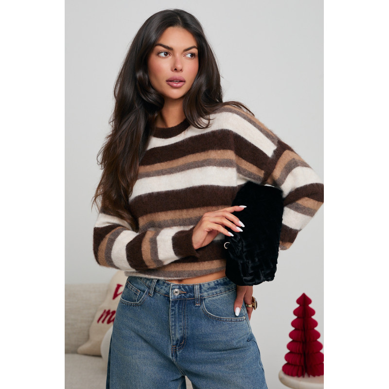 SWETER Z PUSZYSTEJ DZIANINY W PASY