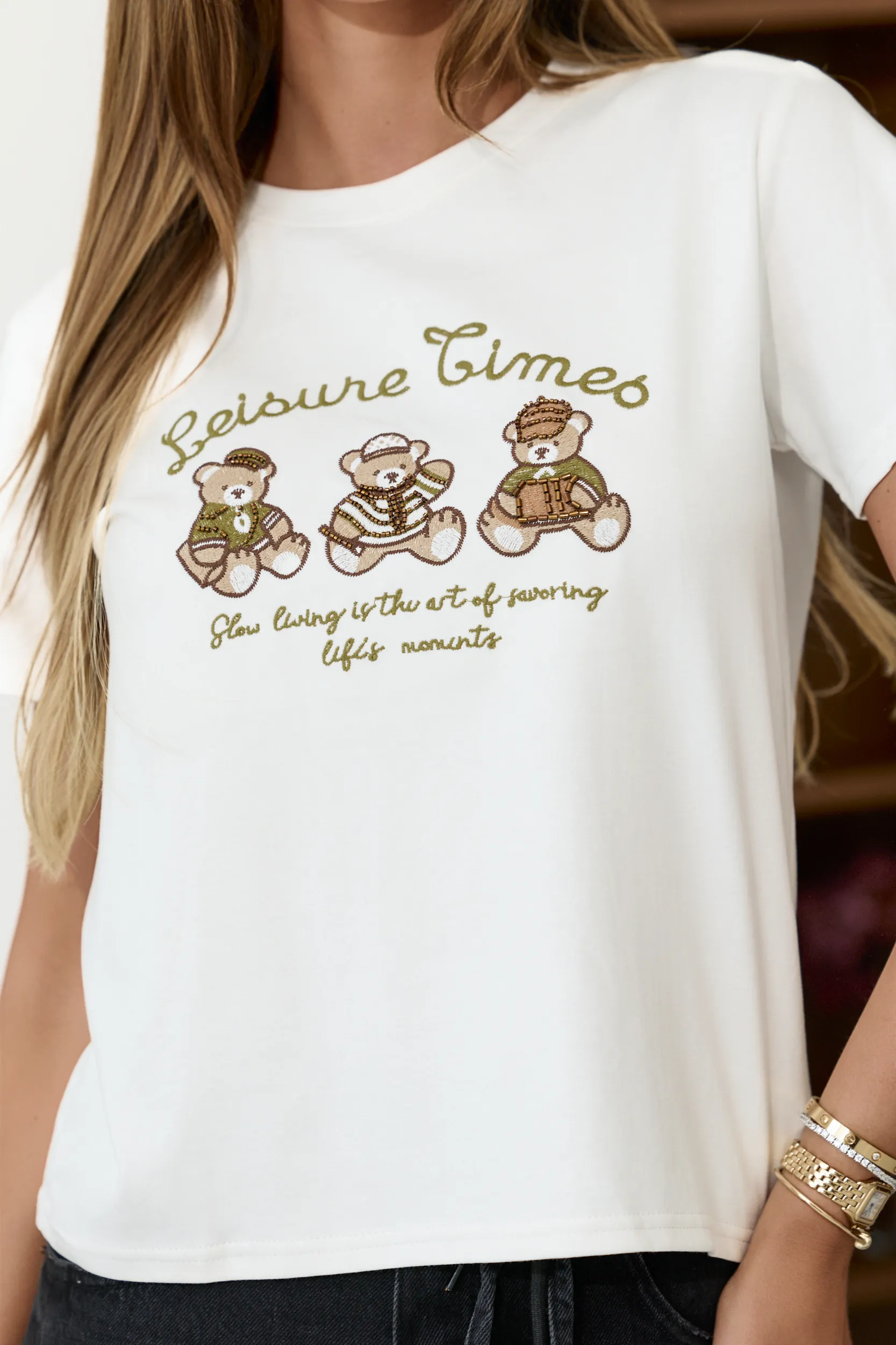 T-shirt z nadrukiem misiów i ozdobnym napisem