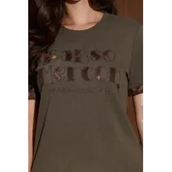 T-shirt z ozdobnym nadrukiem i wstawkami w panterkę