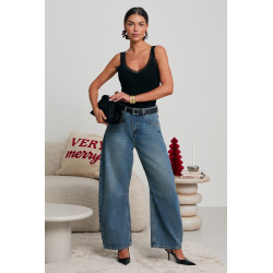 TOP Z KORONKOWYM WYKOŃCZENIEM