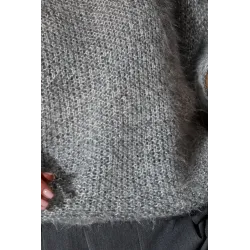 Luźny sweter z rękawami 3/4