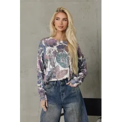 Sweter ze wzorem kwiatowym i cekinami