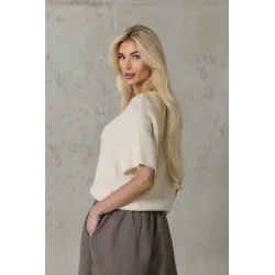 Sweter z krótkim rękawem i cekinami