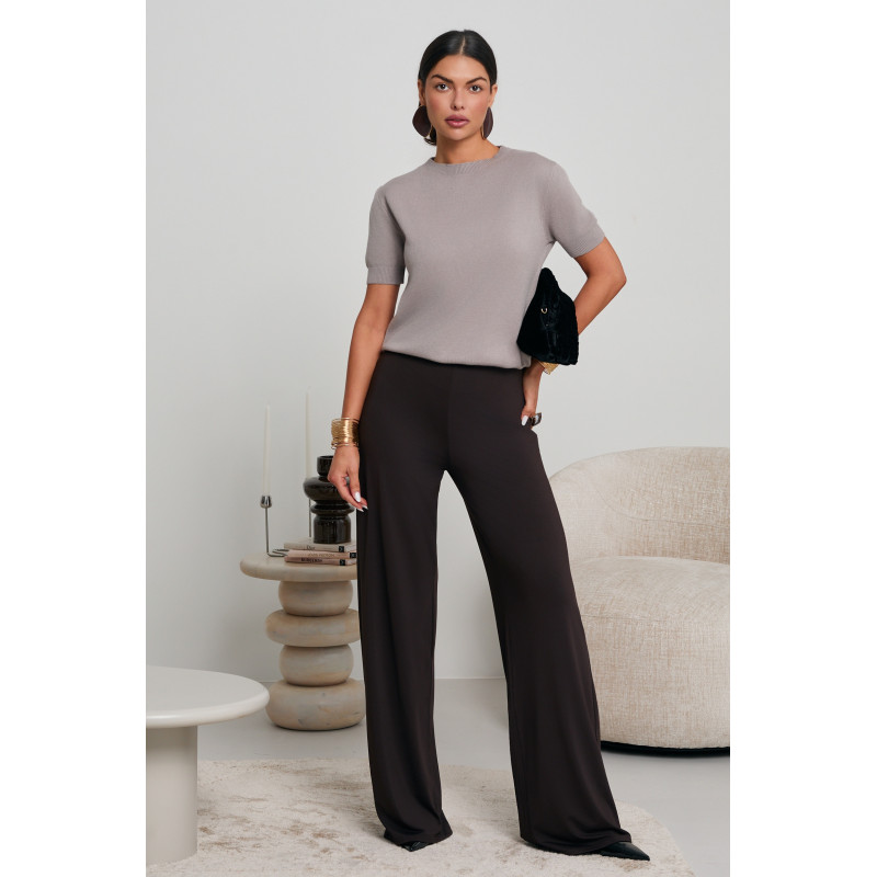 BASICOWY SWETER Z KRÓTKIM RĘKAWEM