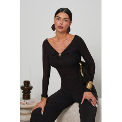 BLUZKA Z DEKOLTEM TWIST I BIŻUTERYJNYM AKCENTEM