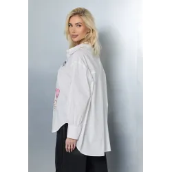 Koszula oversize z kolorowymi naszywkami