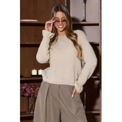 Miękki sweter z dzianiny z falbanką przy rękawach