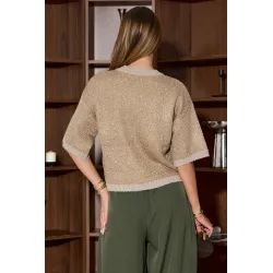 Błyszczący sweter oversize z krótkim rękawem