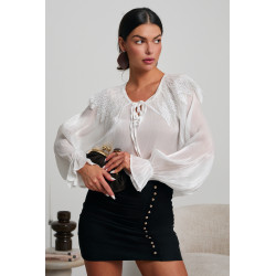 BLUZKA Z CEKINOWYM ZDOBIENIEM