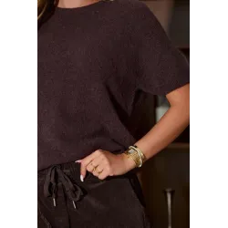 Sweter z krótkim rękawem o klasycznym kroju