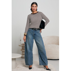 DZIANINOWY SWETER O STRUKTURALNYM WZORZE