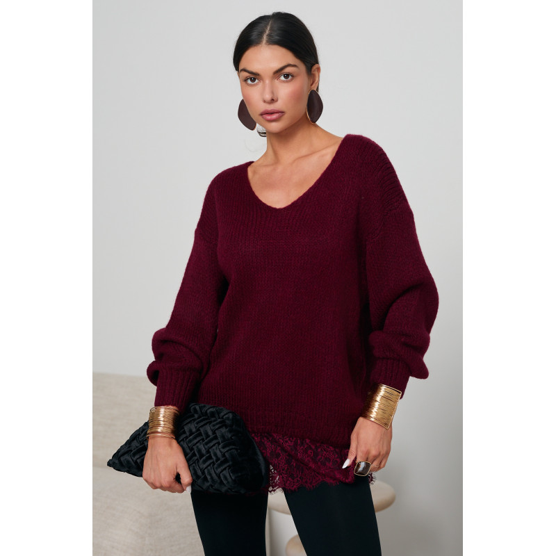 OVERSIZOWY SWETER Z KORONKOWYM DOŁEM