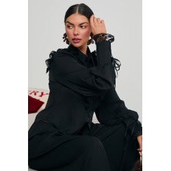 PLISOWANA KOSZULA Z KORONKOWYMI FALBANAMI