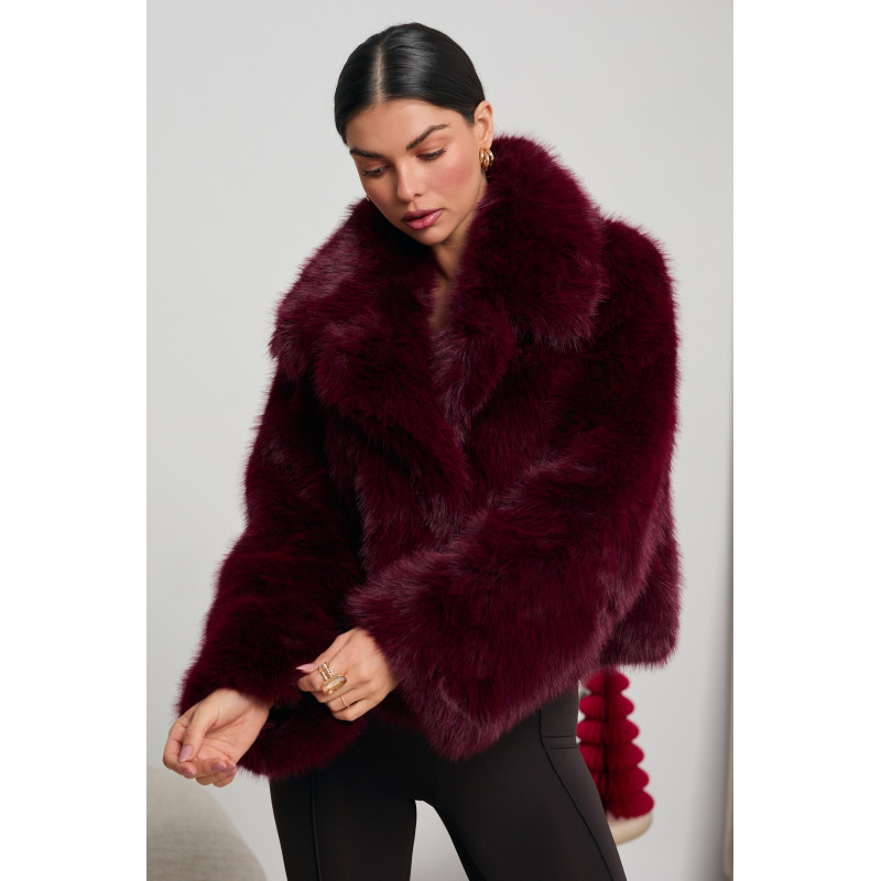 KRÓTKIE FUTERKO Z DUŻYM KOŁNIERZEM