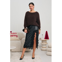 SWETER O LUŹNYM KROJU Z CEKINOWĄ DROBINKĄ