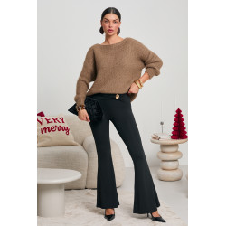 SWETER O LUŹNYM KROJU Z CEKINOWĄ DROBINKĄ