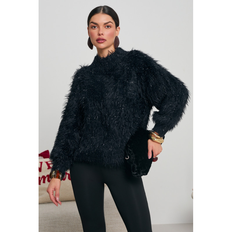 FUTRZANY SWETER Z POŁYSKUJĄCĄ NICIĄ