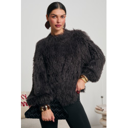 FUTRZANY SWETER Z POŁYSKUJĄCĄ NICIĄ