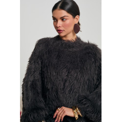 FUTRZANY SWETER Z POŁYSKUJĄCĄ NICIĄ