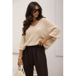 AŻUROWY SWETER O LUŹNYM KROJU