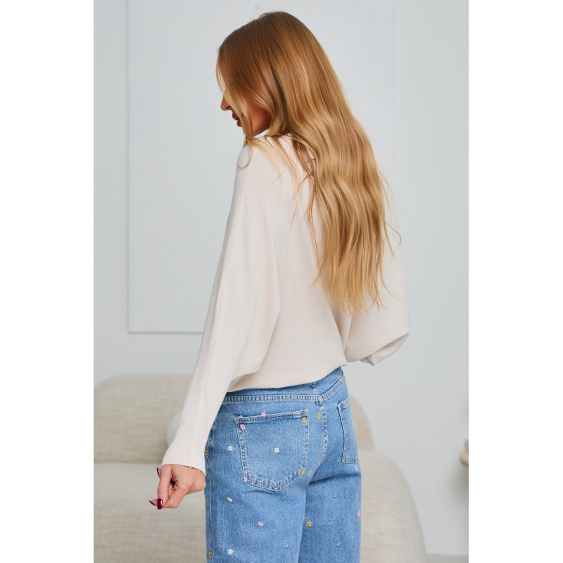 OVERSIZOWY SWETER Z RĘKAWEM BATWING