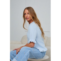 DZIANINOWY SWETER Z FALBANKOWYM WYKOŃCZENIEM