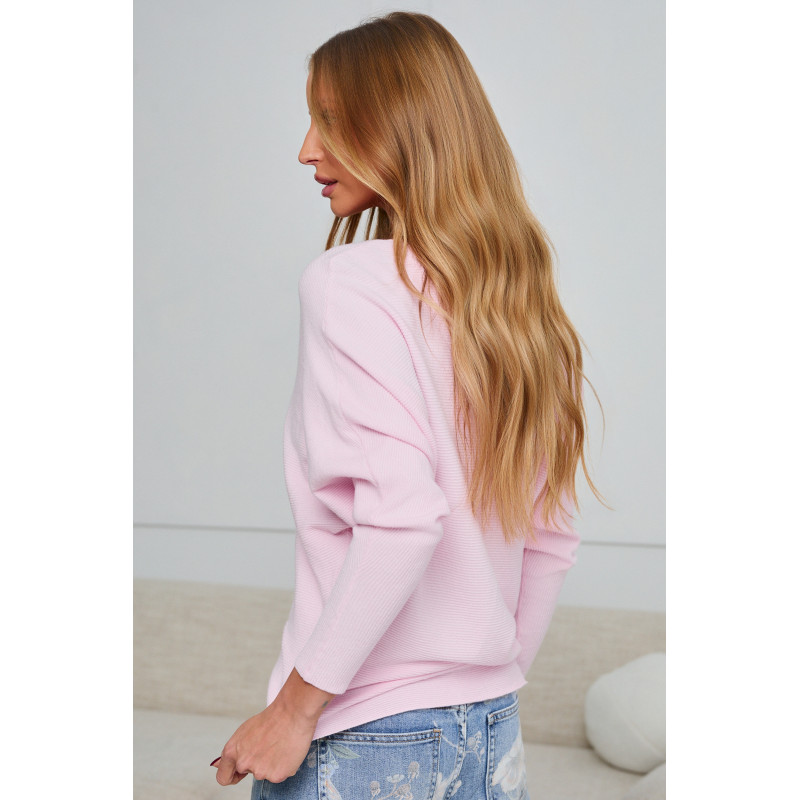 PRĄŻKOWANY SWETER TYPU BATWING