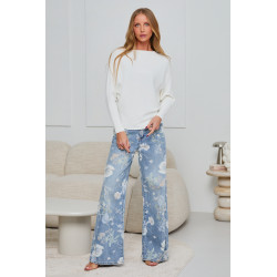 PRĄŻKOWANY SWETER TYPU BATWING