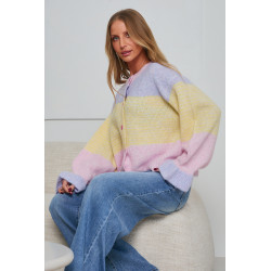 Oversizowy kardigan w pastelowe pasy