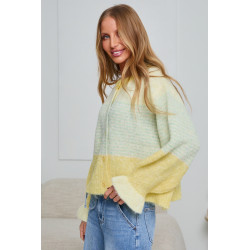 Oversizowy kardigan w pastelowe pasy