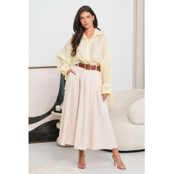 ROZKLOSZOWANA SPÓDNICA Z ZASZEWKAMI I PASKIEM