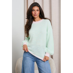 PASTELOWY SWETER O OVERSIZOWYM KROJU W PASKI