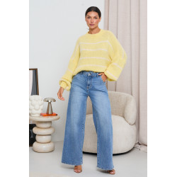 PASTELOWY SWETER W PASKI Z SZEROKIMI RĘKAWAMI