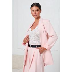 MARYNARKA O PROSTYM KROJU Z SZALOWYM KOŁNIERZEM