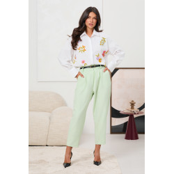 SPODNIE O KROJU CARROT Z PASKIEM