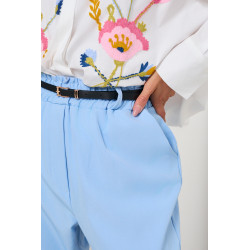SPODNIE O KROJU CARROT Z PASKIEM