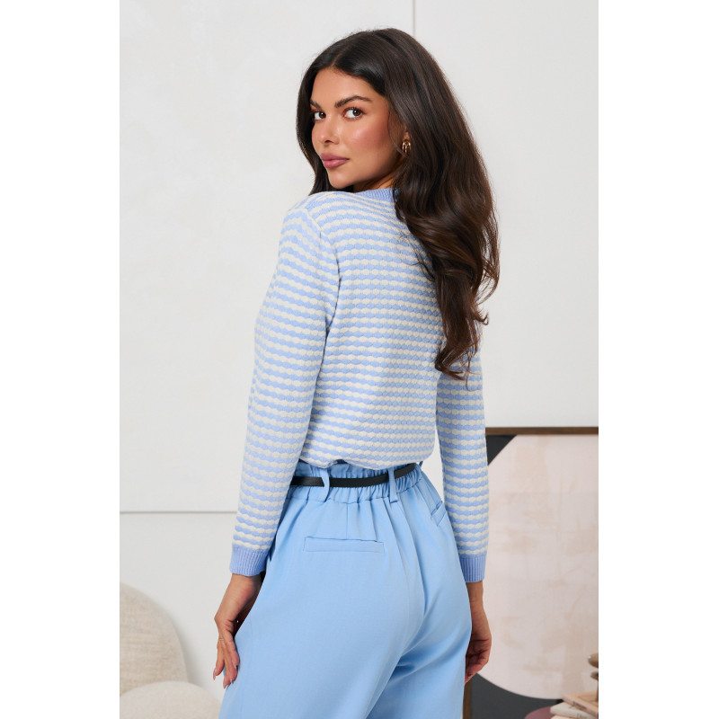 STRUKTURALNY SWETER Z ŻAKARDOWYM WZOREM