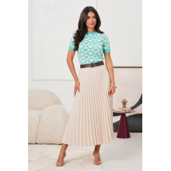 SWETER Z KRÓTKIM RĘKAWEM W ŻAKARDOWY WZÓR W SERCA