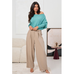 PRĄŻKOWANY SWETER OVERSIZE Z DEKOLTEM W ŁÓDKĘ